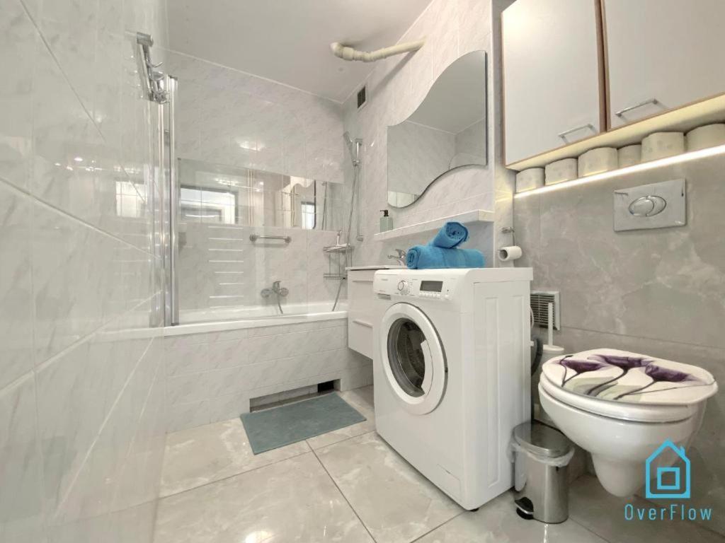 Violet - 10 Min To Old Town Gdansk,pkp & Shopping Mall Апартаменти *
